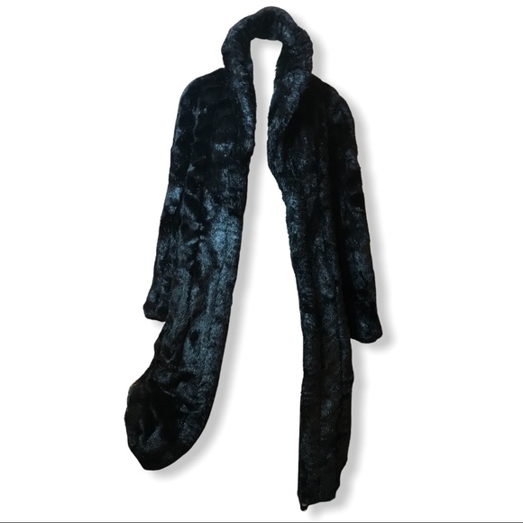 Jerry Lewis Black Fur Faux Coat - Picture 2 of 6